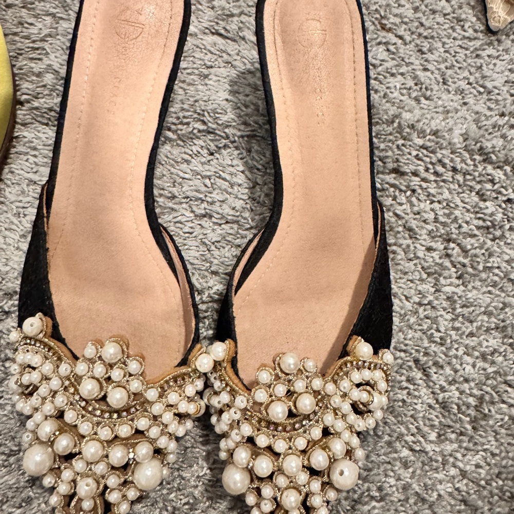 Pearl Embellished Black and Gold Women's Mules
